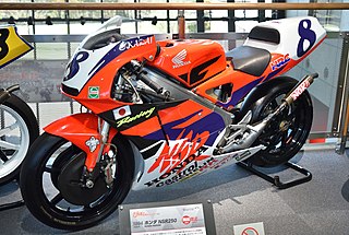 File:Honda NSR250 1994 Okada.jpg - Wikimedia Commons
