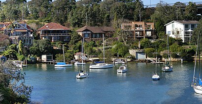 How to get to Gladesville with public transport- About the place