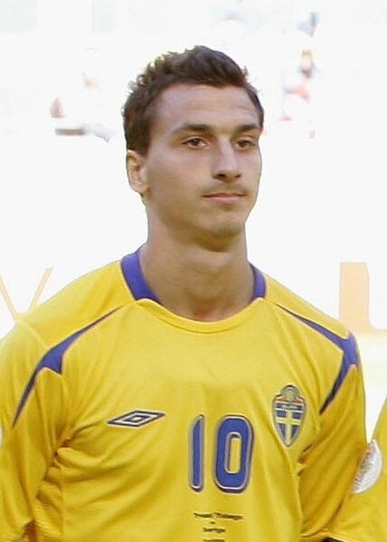Zlatan Ibrahimović scored 12 goals in the inaugural Superettan season to help Malmö FF get promoted.