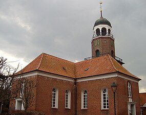 Селската црква во Јемгум