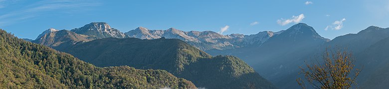 Julian Alps from Kozlov Rob castle 02.jpg