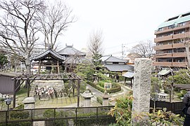 寂光寺（江口の君堂）