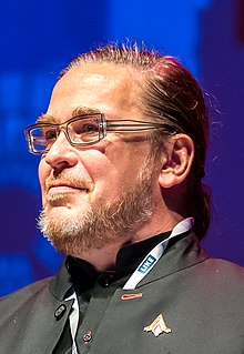 Jyrki J.J. Kasvi, at the Hugo Award Ceremony, at Worldcon 75 in Helsinki 2017 (cropped).jpg