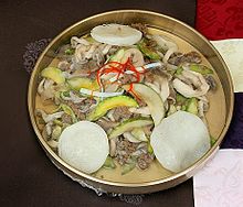 Korean cuisine-Wolgwachae-Shredded Oriental pickling melon-01B.jpg