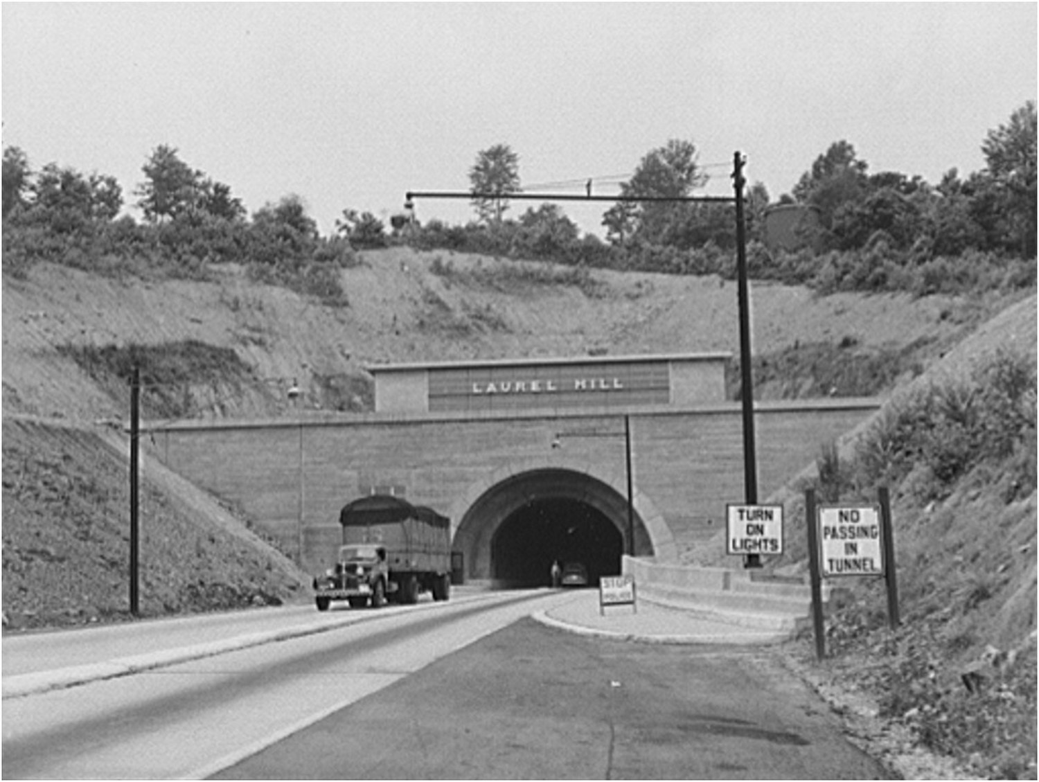 Sideling Hill Tunnel - Wikipedia