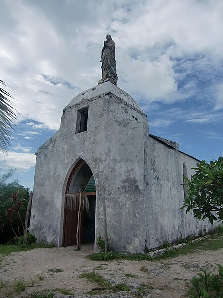 File:Lifou Chapelle ND de Lourdes 1.JPG