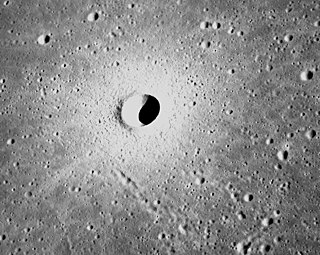 <span class="mw-page-title-main">Linné (crater)</span> Crater on the Moon