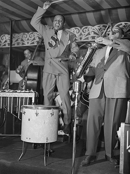 Cobb (right) and Lionel Hampton, c. June 1946 Photo: William P. Gottlieb