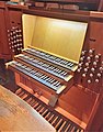 München-Großhadern, St. Canisius, Garhammer-Orgel, Spieltisch (3).jpg