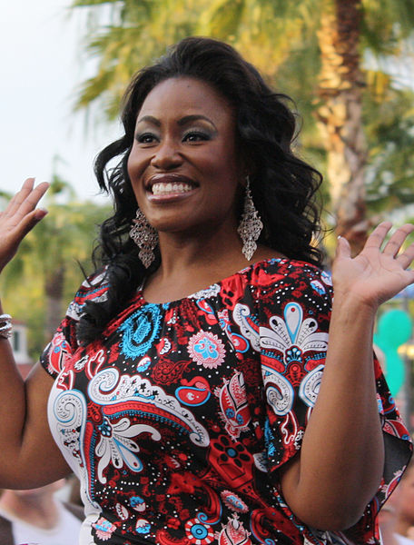 2014 winner Mandisa.