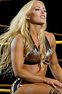 Mandy Rose WrestleMania 32 Axxess.jpg