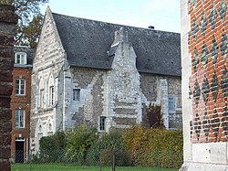 Manoir de l'abbaye de Saint-Amand.JPG