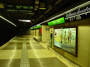 Stanica Maria Cristina - linija metroa Barcelona 3 - 3-9-2014.JPG