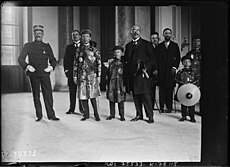 Vua Khải Định, Vĩnh Thụy, và Toàn quyền Pháp Albert Sarrault tại thành phố Marseille, Pháp
