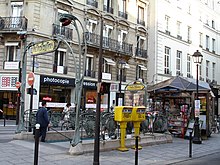 Von Hector Guimard entworfener Zugang im Stil des Art nouveau