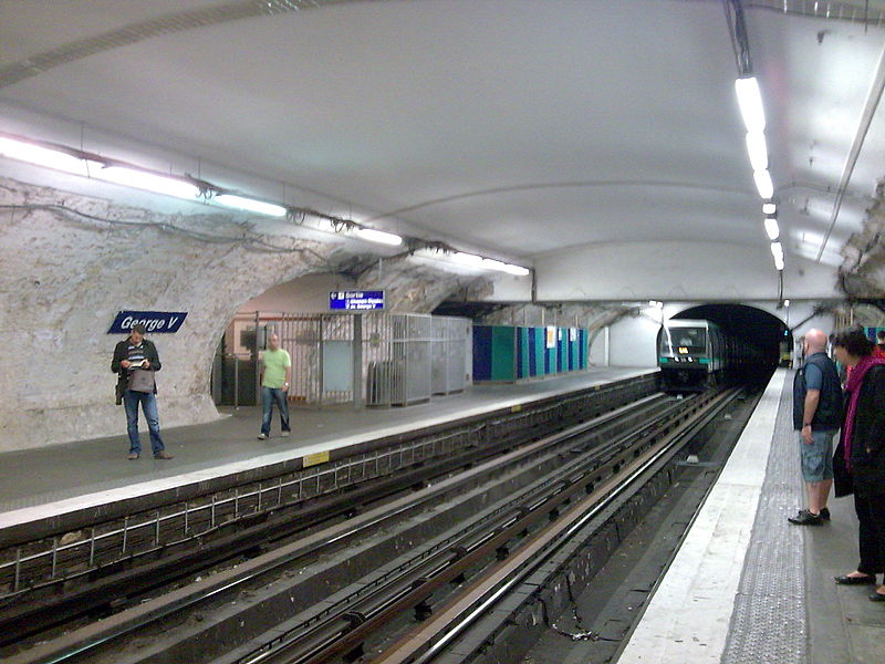 File:Metro paris station george v.jpg