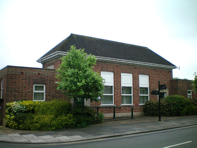 File:Midhurst Court House.JPG