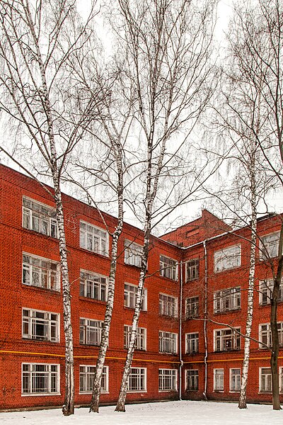 File:Moscow ListvennichnayaAlley12, inner courtyard.jpg .jpg