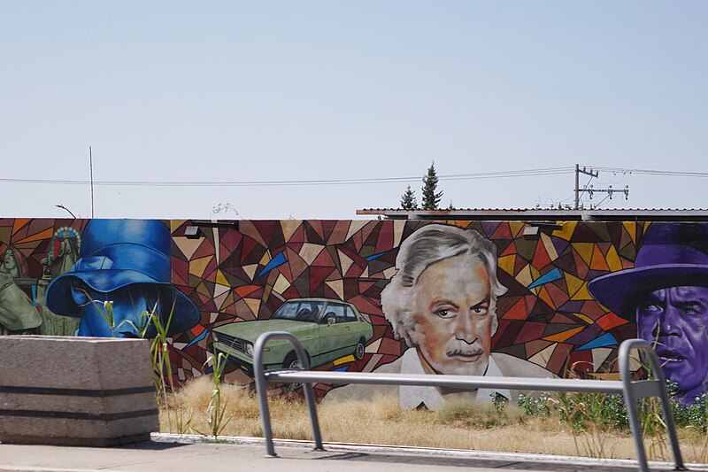 File:Mural de la Avenida Gómez Morín 14.jpg