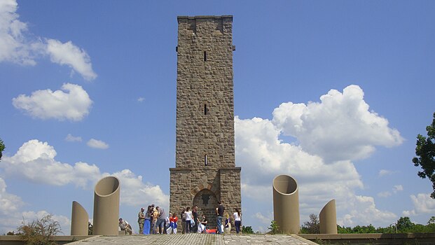 Pogled na memorijalni kompleks Gazimestan, gde je vođena Kosovska bitka na Vidovdan 1389. godine