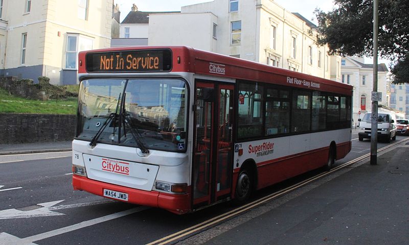 File:North Hill - Plymouth Citybus 78 (WA54JWD) original livery.JPG