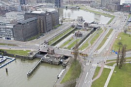 vue aérienne d'une station de pompage