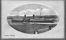 Queen Victoria approaches the Victoria Pier, Douglas. PS Queen Victoria.jpg