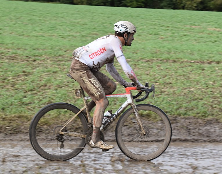 File:Paris-Roubaix 2021 KM39 Greg Van Avermaet.jpg