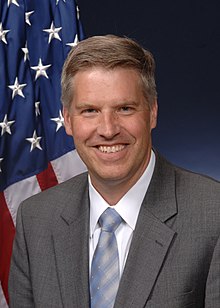 Patrick D. Gallagher foto oficial.jpg