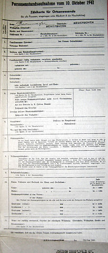 Census questionnaire on civil status as of the 10th October 1941 Personenstand.jpg