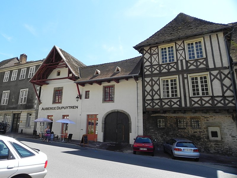 File:Pierre-Buffière, Haute-Vienne, Limousin, France - panoramio (4).jpg