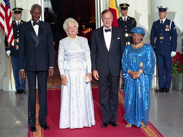 George and Barbara Bush host Abdou and Elizabeth Diouf at the White House, 1991
