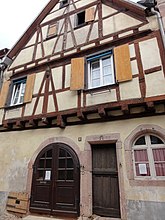 Ancienne maison de maréchal-ferrant (XVIe), 8 rue de la Couronne