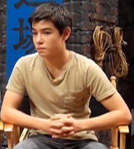 Ryan Potter parle au LA Teen Festival de Supah Ninjas.jpg