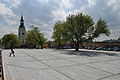 Rynek w Kłobucku, w tle kościół św. Marcina i Małgorzaty