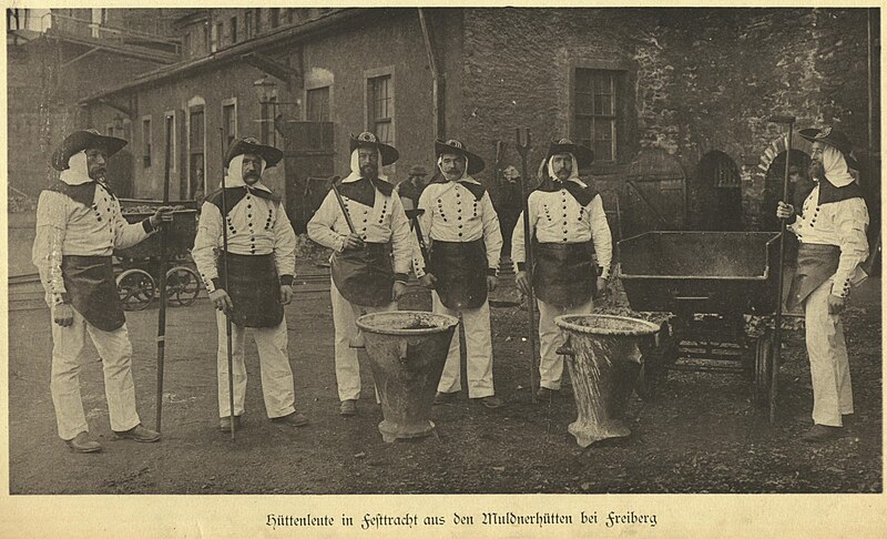 File:Sächsische Volkstrachten und Bauernhäuser (1896) 07 2.jpg