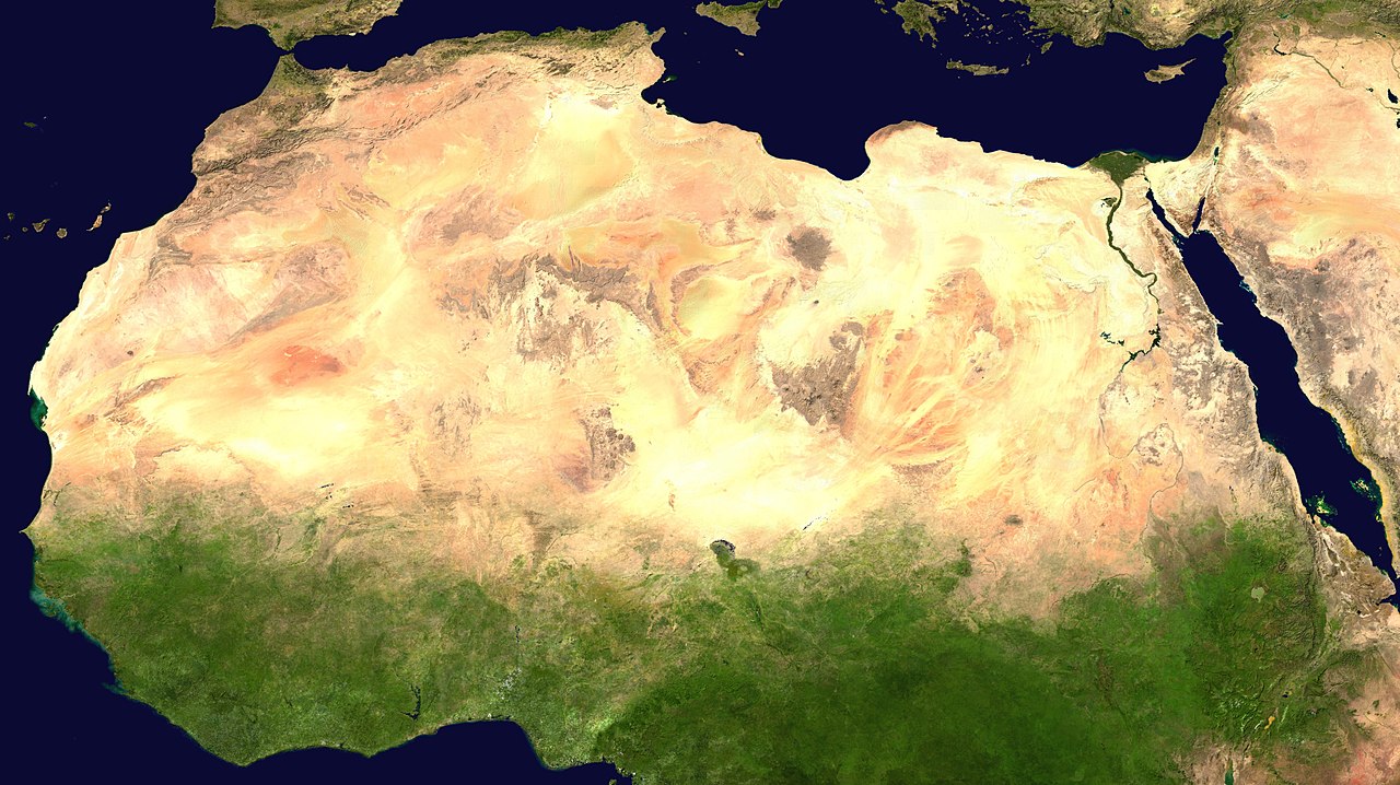 Couvrir le Sahara  de panneaux solaires et préserver les forêts : possible ?    1280px-Sahara_satellite_hires