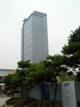 <span class="mw-page-title-main">Samsung Electronics</span> South Korean multinational electronics corporation