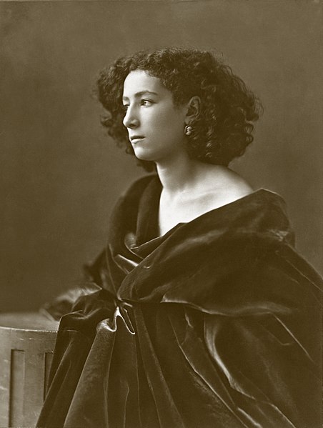 File:Sarah Bernhardt, par Nadar, 1864, sepia.jpg