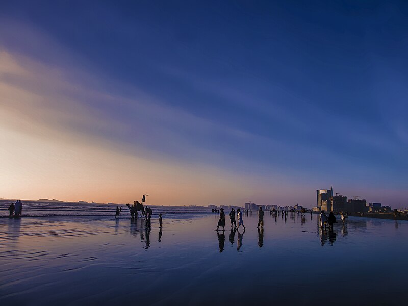 File:Seaview (Clifton Beach) Karachi.jpg