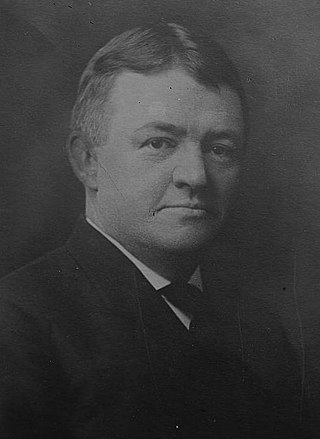 <span class="mw-page-title-main">Sherman L. Whipple</span> American attorney