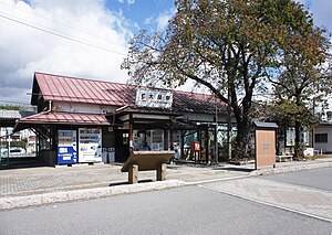 大屋駅: 歴史, 駅構造, 利用状況