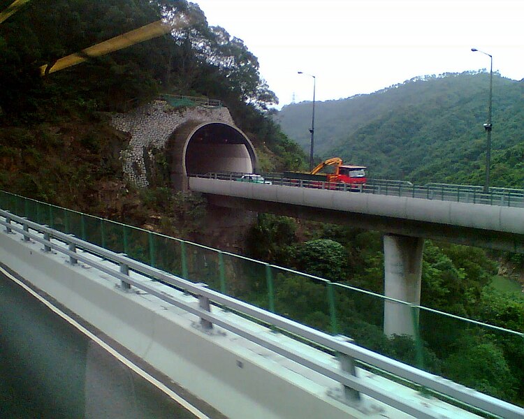 File:ShingMunTunnels flyover.jpg