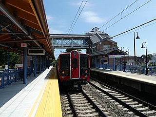 <span class="mw-page-title-main">Shore Line East</span> Commuter rail service in southern Connecticut, US