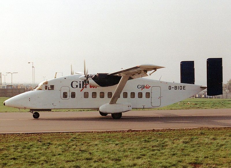 File:Short 330, Gill Air AN0199509.jpg