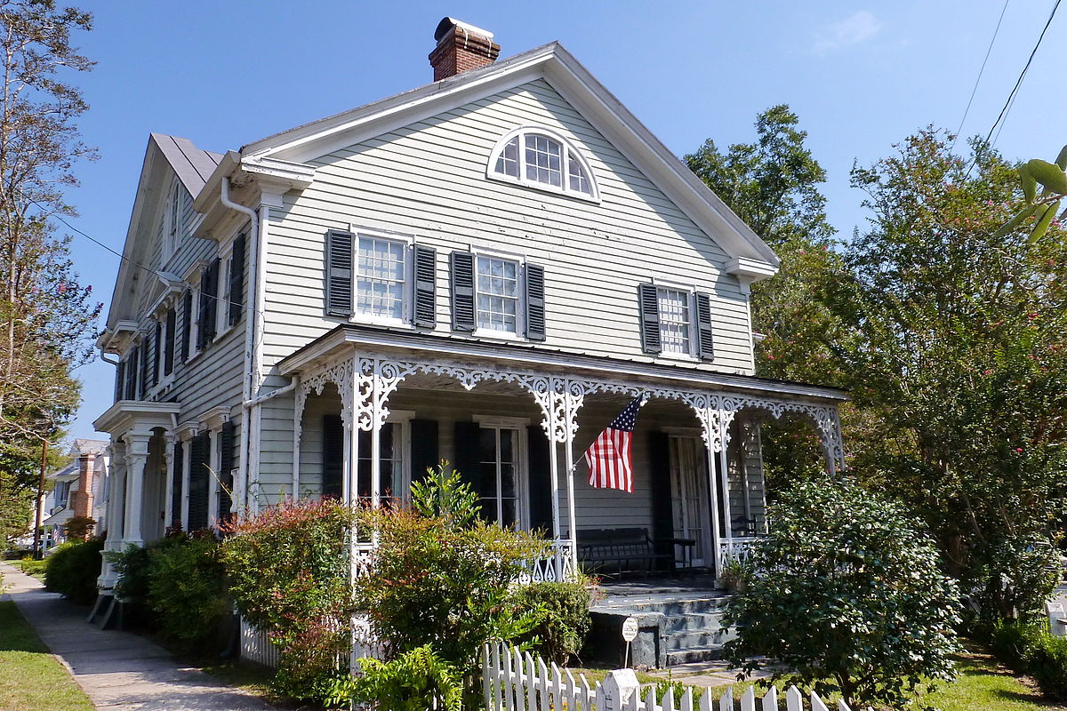 Smith house. Whitford g. Smith House.