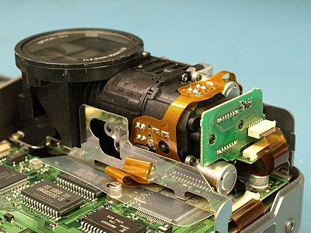 Sony Mavica MVC-FD7 x10 Lens Assembly. The 0.3M pixel sensor is on the right hand PCB. From 1997
