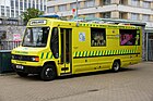 Bus ambulans di Plymouth, Britania Raya