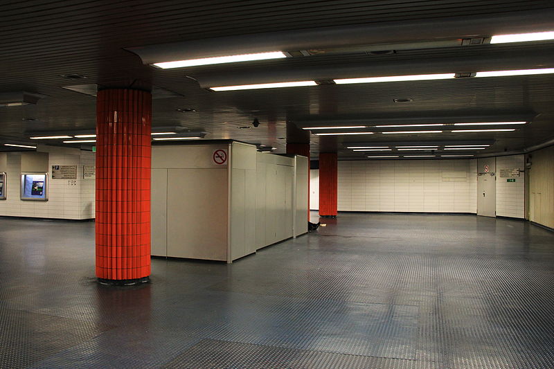 File:Stadtbahnhaltestelle-hauptbahnhof-08.jpg