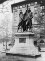 Statue of George Washington and Lafayette shaking hands, New York City LCCN96513751.tif